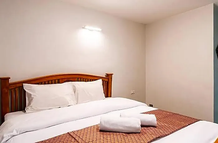 Go Khaosan Road